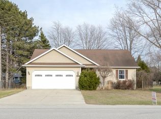 28 N Barrie Rd, Bad Axe, MI
