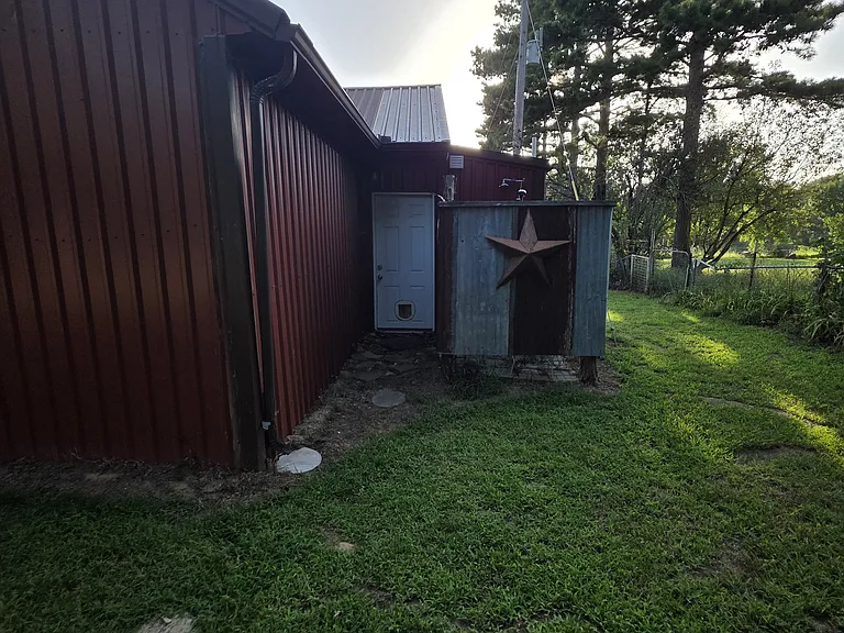 390 Meadowlark Rd — Photo 42