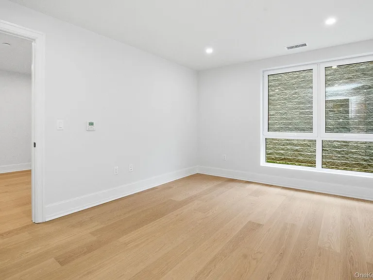 25 S Riverside Ave #107 — Photo 14