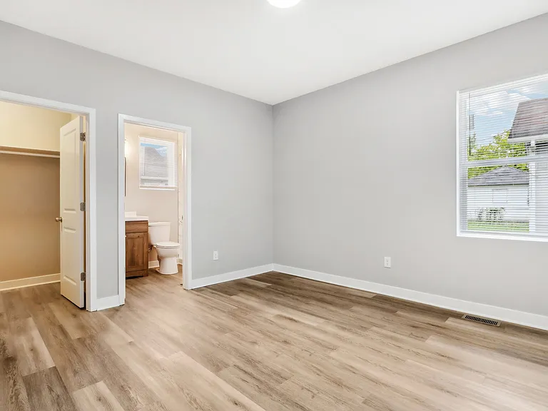 44 E Parkview Ave #A — Photo 25
