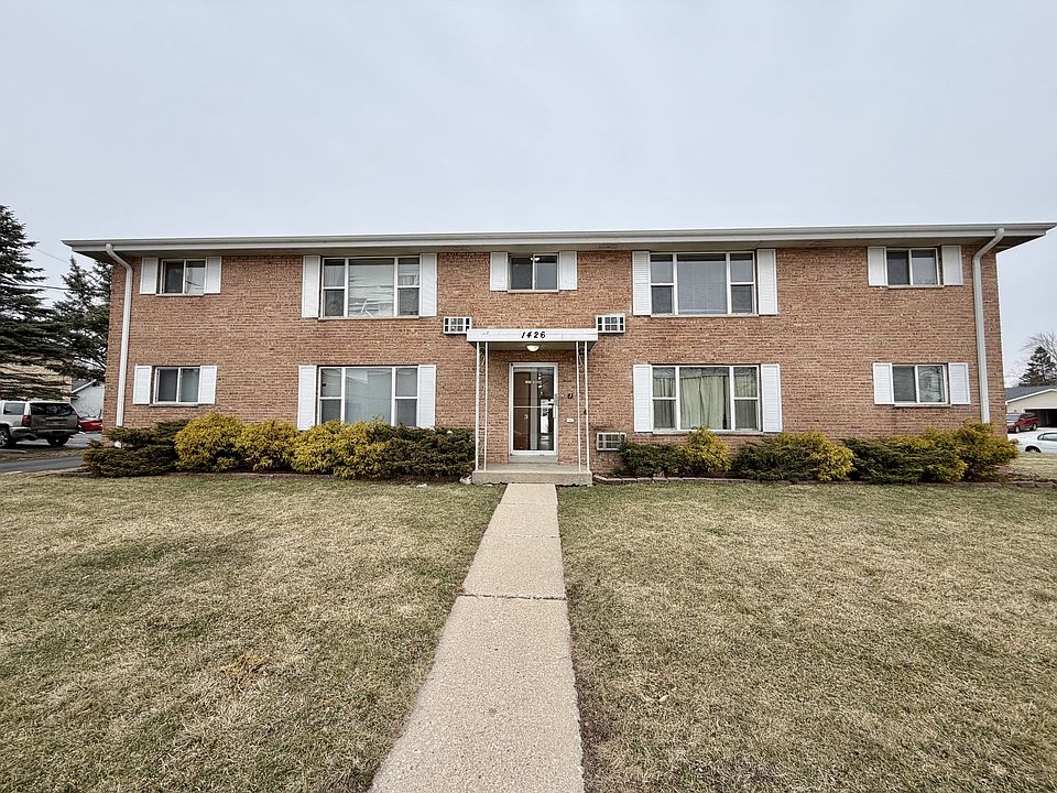 1st image of 1426 N Randall Ave #5