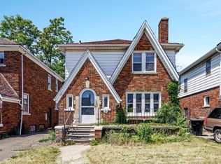 18411 Santa Rosa Dr, Detroit, MI 48221