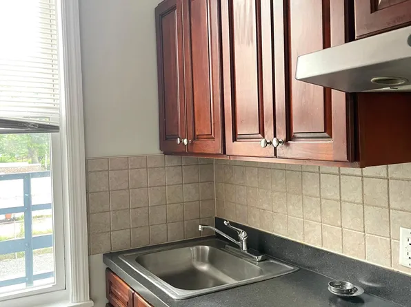 3188 John F Kennedy Boulevard image 7 of 12