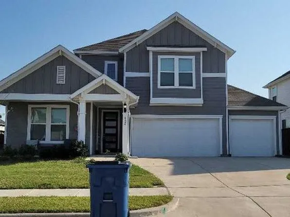 8526 Royal Star Rd, Rowlett, TX 75089