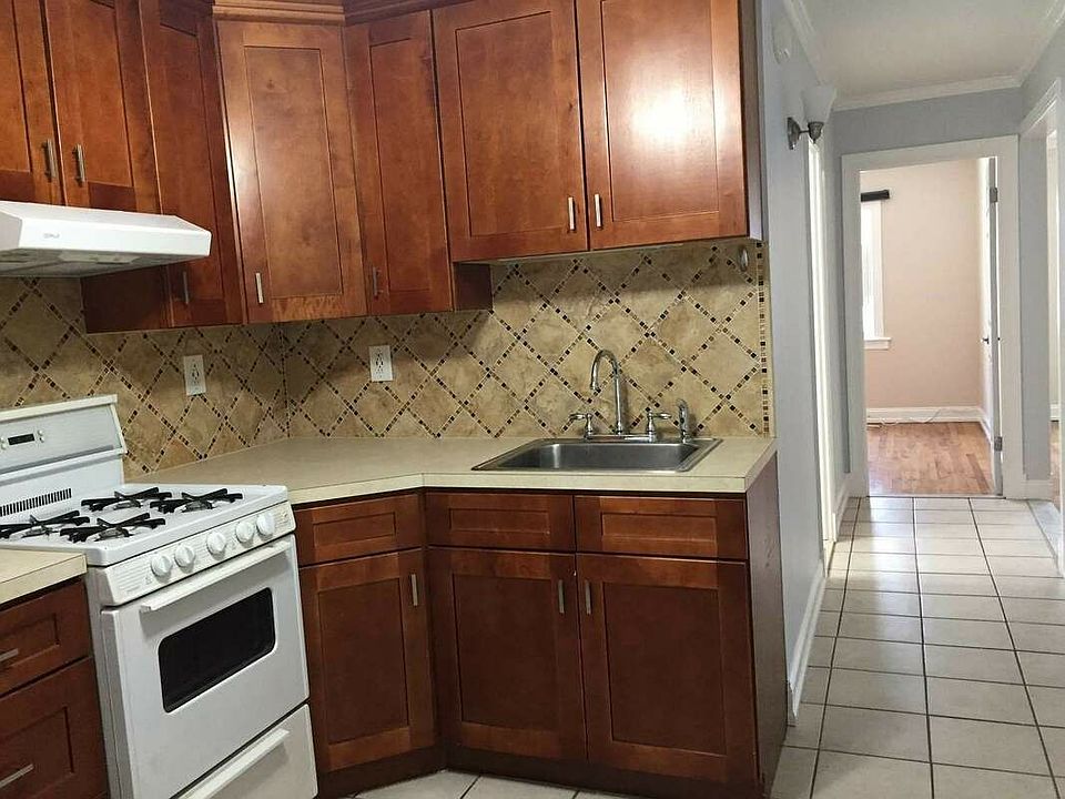 1st image of 24-59 28th St #1