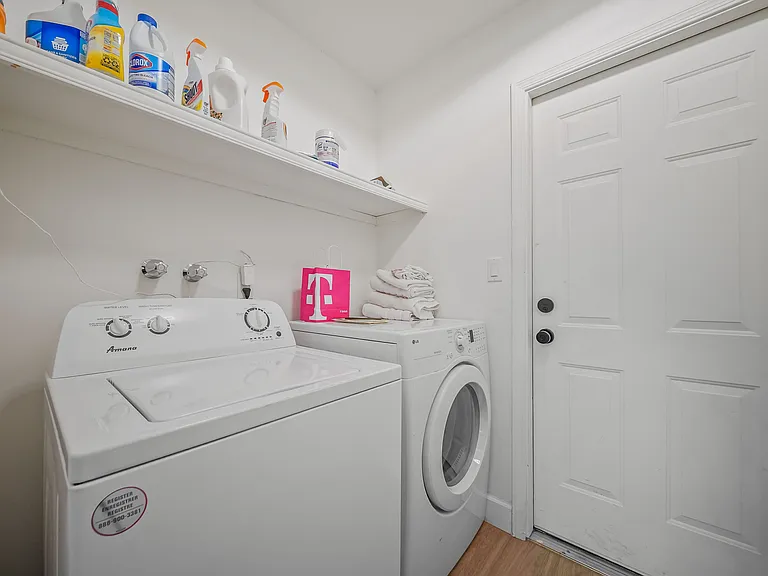 2431 E Manhatton Dr — Photo 34