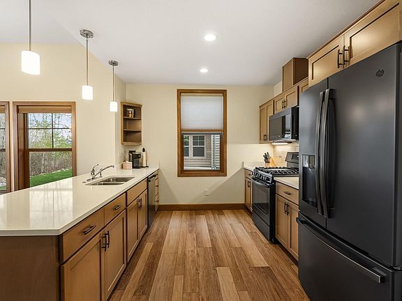 4th image of 512 Guthrie Pl #701