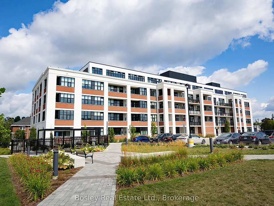 120 Huron St #206