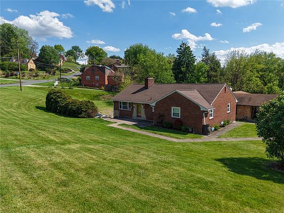 2nd image of 504 Rolling Green Dr