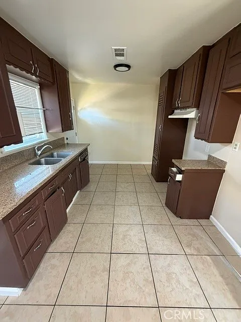 2 bed, 900 sqft, $2,750 — Photo 3