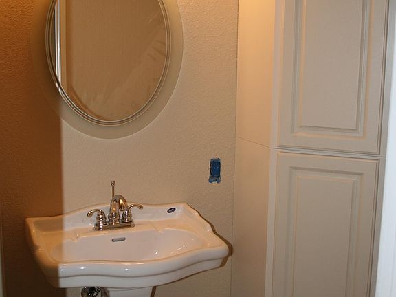 2nd image of 4268 Montalvo St