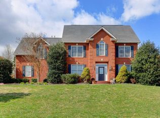 5619 Bridgehampton Dr, Powell, TN 37849