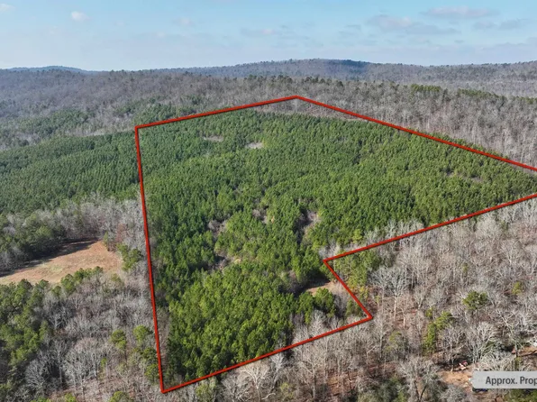 1 Persall Dr, Gadsden, AL 35901