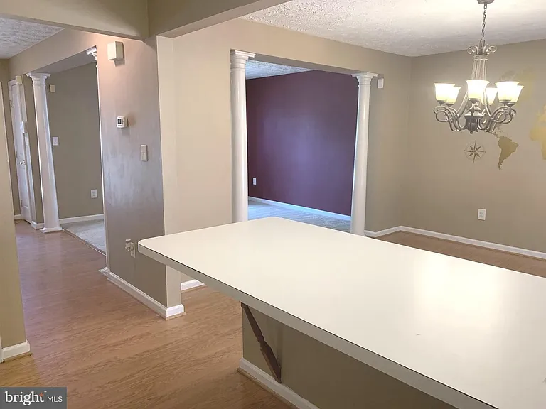 7931 Carriage Dr — Photo 12