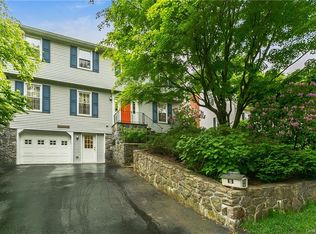37 1/2 Amos St, Sleepy Hollow, NY 10591