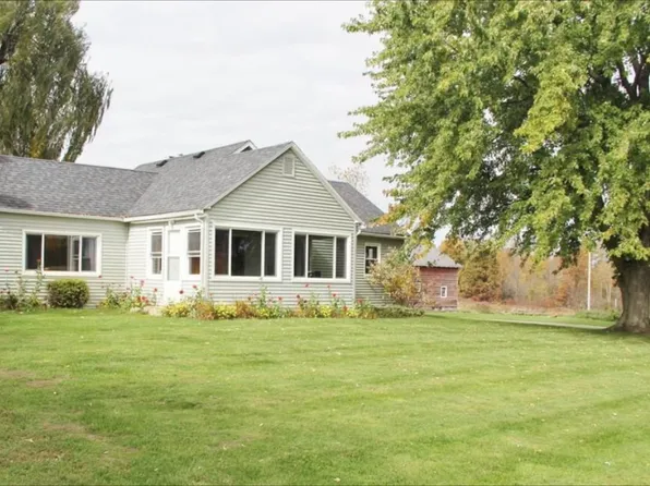 7105 Lessiter Ave NE, Belding, MI 48809