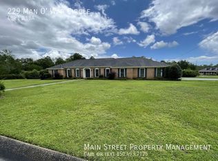 229 Man O War Cir, Cantonment, FL 32533