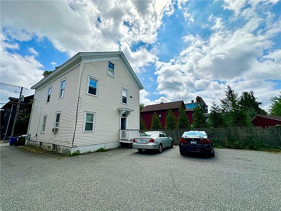 2nd image of 143 Sutton St