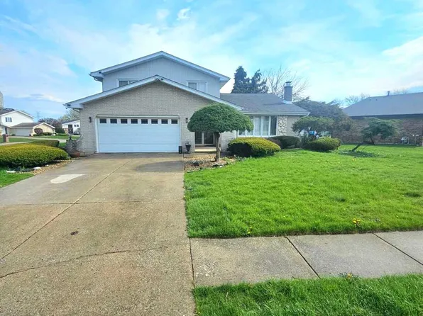 12416 W Prairie Dr, Homer Glen, IL 60491