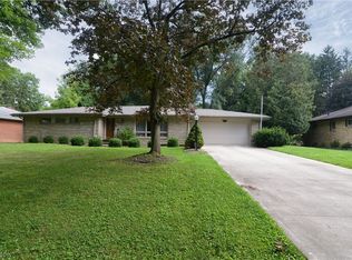 1161 Shawnee Trl, Youngstown, OH