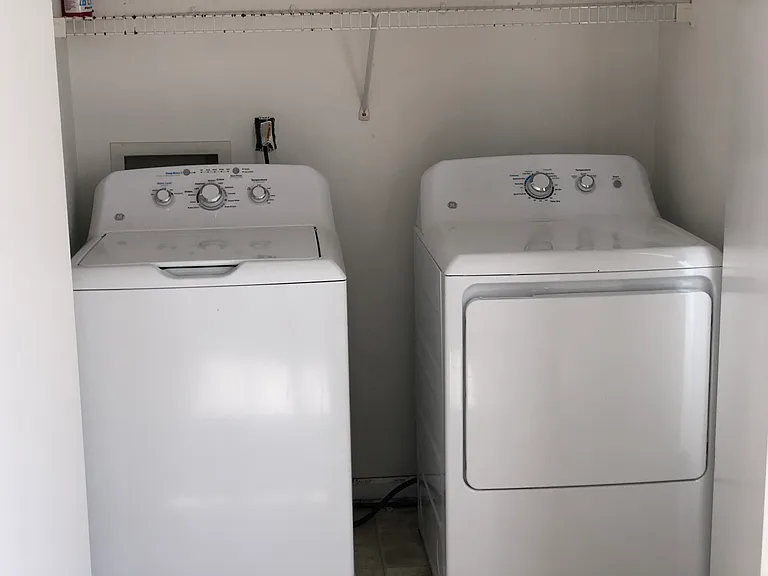 2302 Raleigh Ct #2 — Photo 17