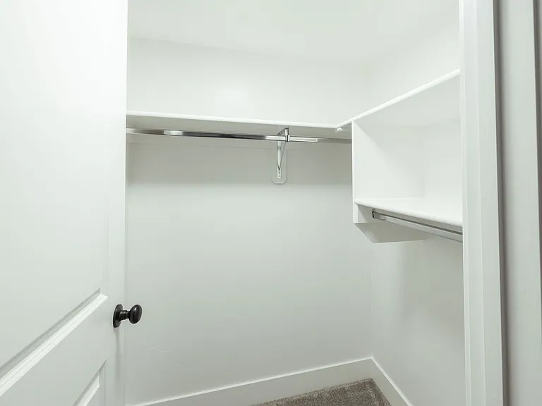 3711 Razor Cir — Photo 30