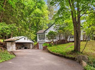 174 Kiwassa Rd, Saranac Lake, NY 12983