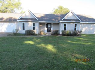 138 Valleyview Dr, Enterprise, AL 36330