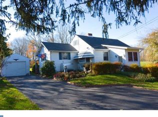 2012 E Main St, Douglassville, PA 19518