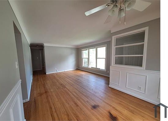 5th image of 22710 Englehardt St