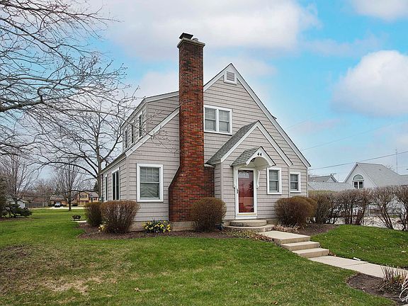 2nd image of 44 McKinley Ave