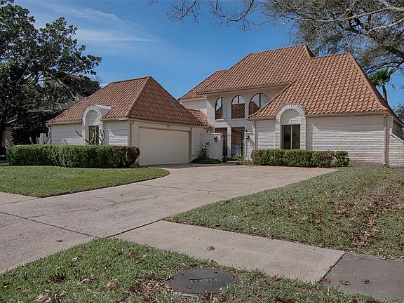 3rd image of 1647 Creekside Dr