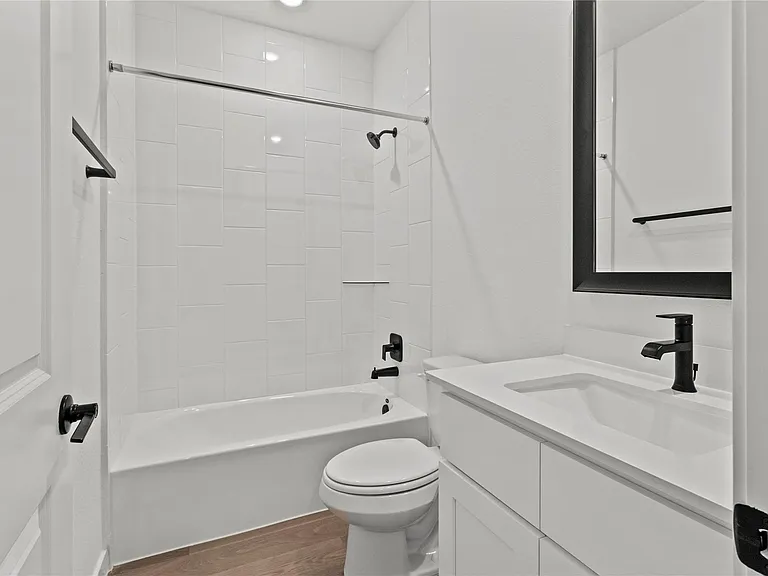 4009 Pear Tree Way — Photo 18