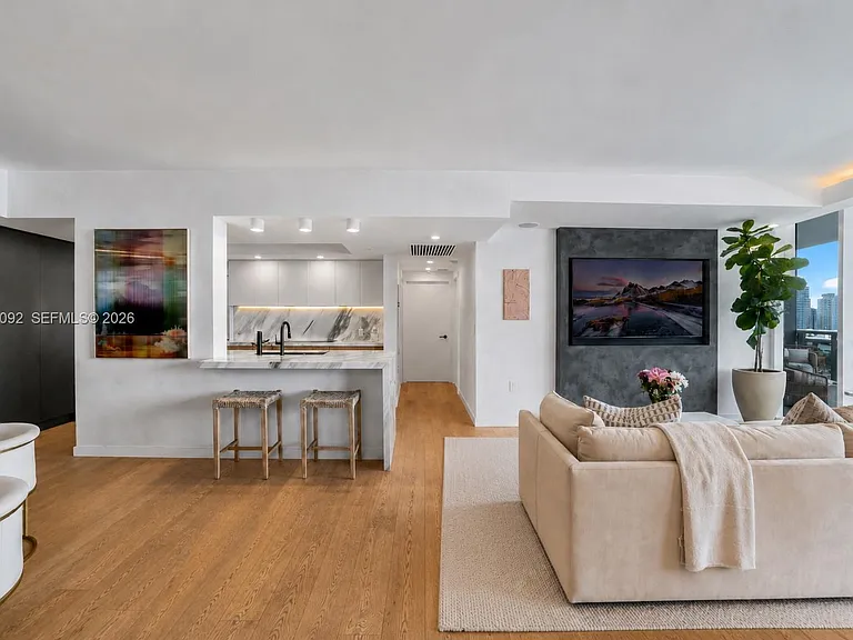 400 Alton Rd #1206 — Photo 3