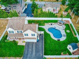 10 Moline Rd, Burlington, MA 01803