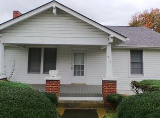 914 King Springs Rd, Johnson City, TN 37601