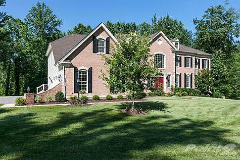 1602RushingStreamCourt-7