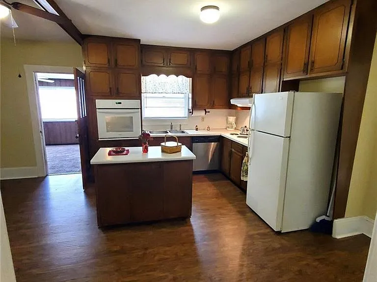 7025 Rico Rd — Photo 13