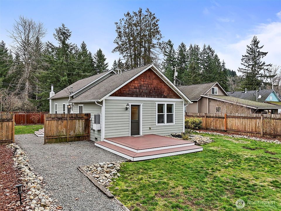 1st image of 26824 SE Ravensdale Way