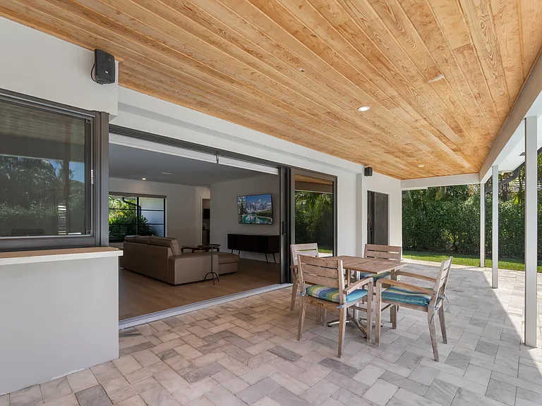 820 Canary Walk — Photo 19
