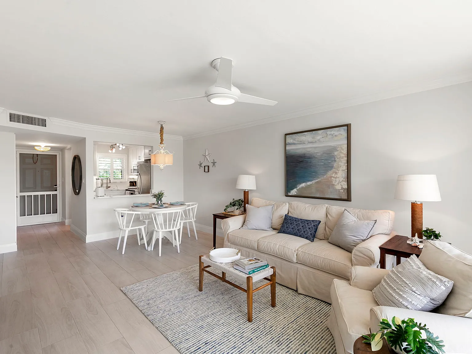 300 Forest Lakes Blvd — Photo 4