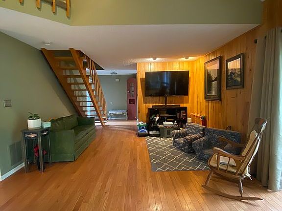 5th image of 204 Lakeview Estate Townhomes