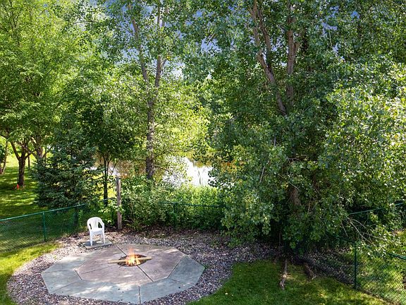 3rd image of 7936 Highland Dr