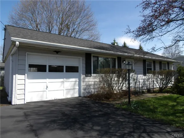 839 Lamont Cir, Cortland, NY 13045