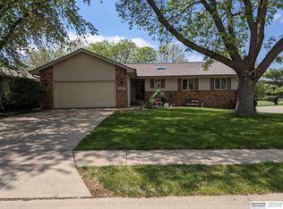 6406 S 95th St, Omaha, NE 68127