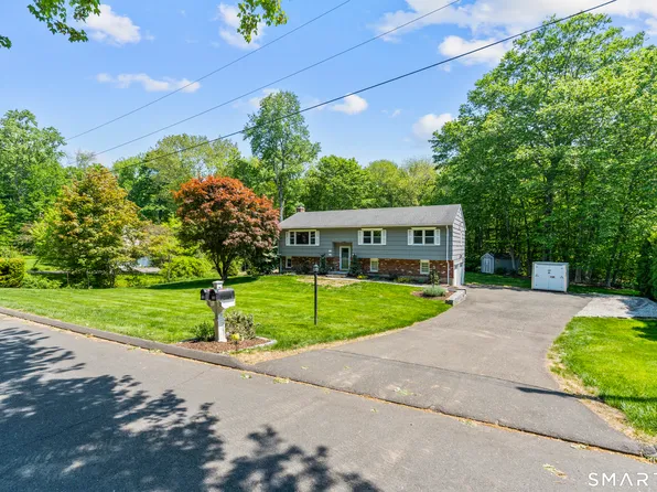 148 Osborn Lane, Monroe, CT 06468