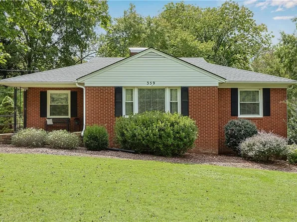 359 Bush St, Ramseur, NC 27316