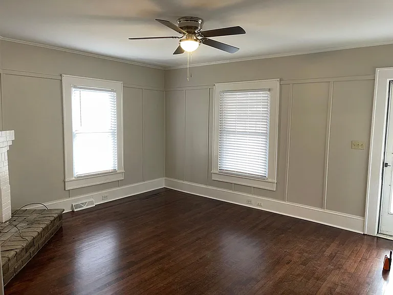 2417 Statesville Blvd — Photo 12