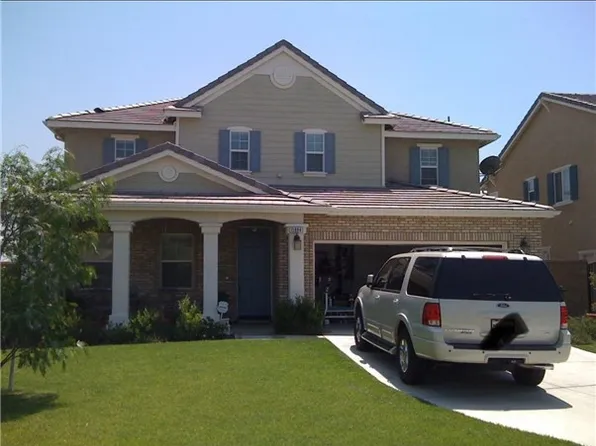 15884 Rock Point Ln, Fontana, CA 92336