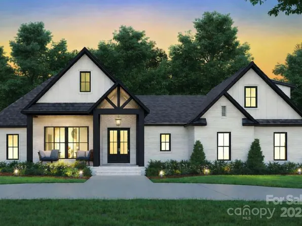 295 Tradition Dr, Mount Gilead, NC 27306